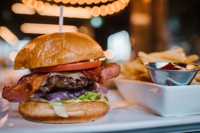 CANADIAN BURGER