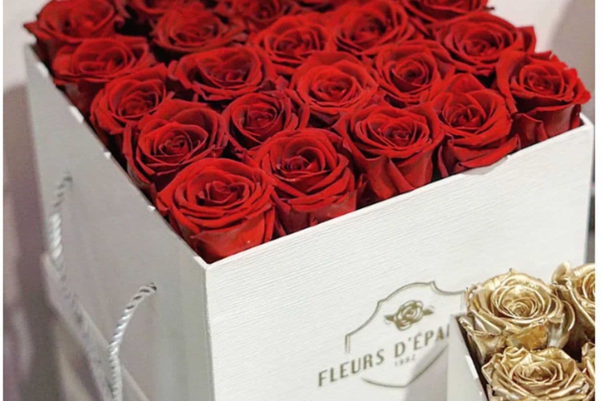 Prestige Rose Square Box