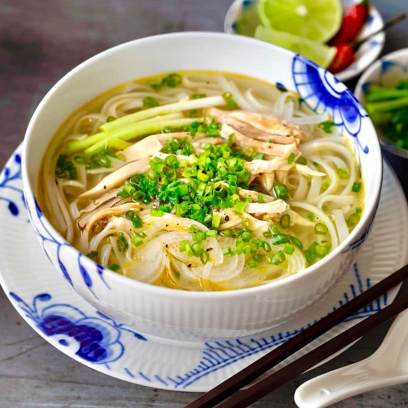 Chicken Pho Noodle Soup ( Pho Ga)- 1 size