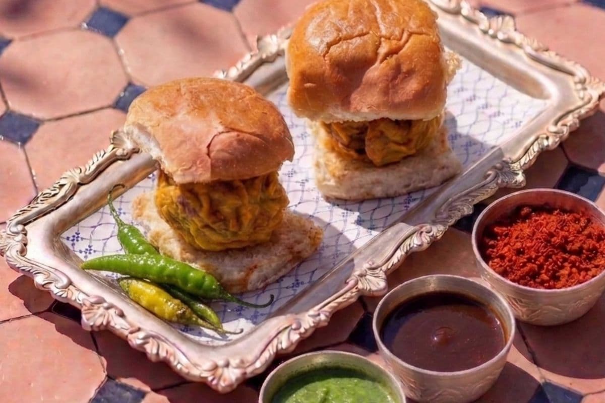 VADA PAU [ POPULAR ] 2 PCS