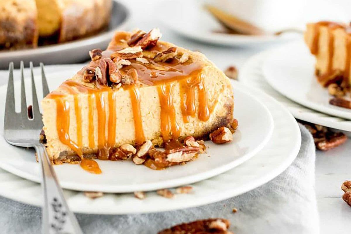 Caramel Pecan Cheesecake