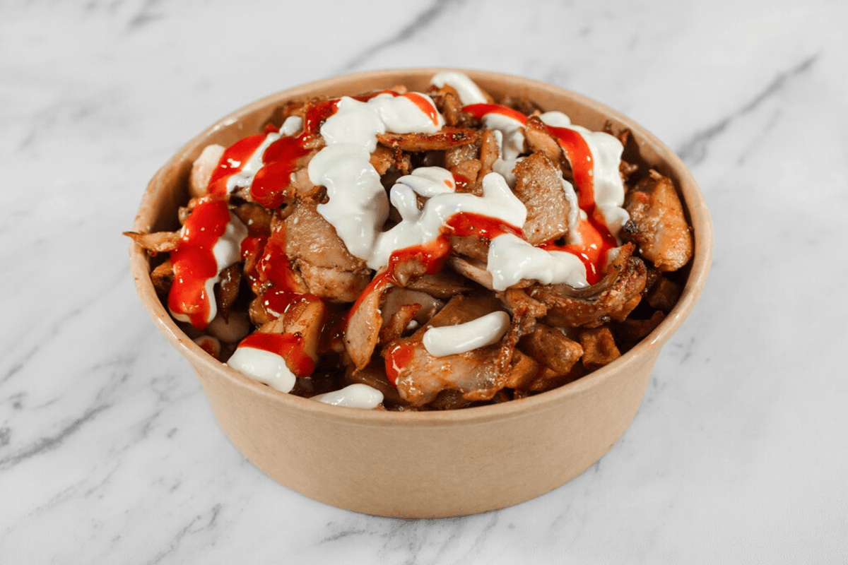 Medium Shawarma Poutine (750 ml)
