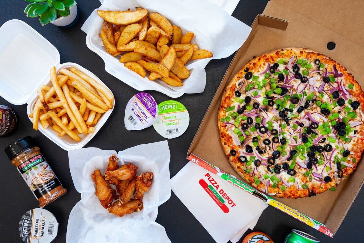 Pizza (M) and Fries (S) Special
