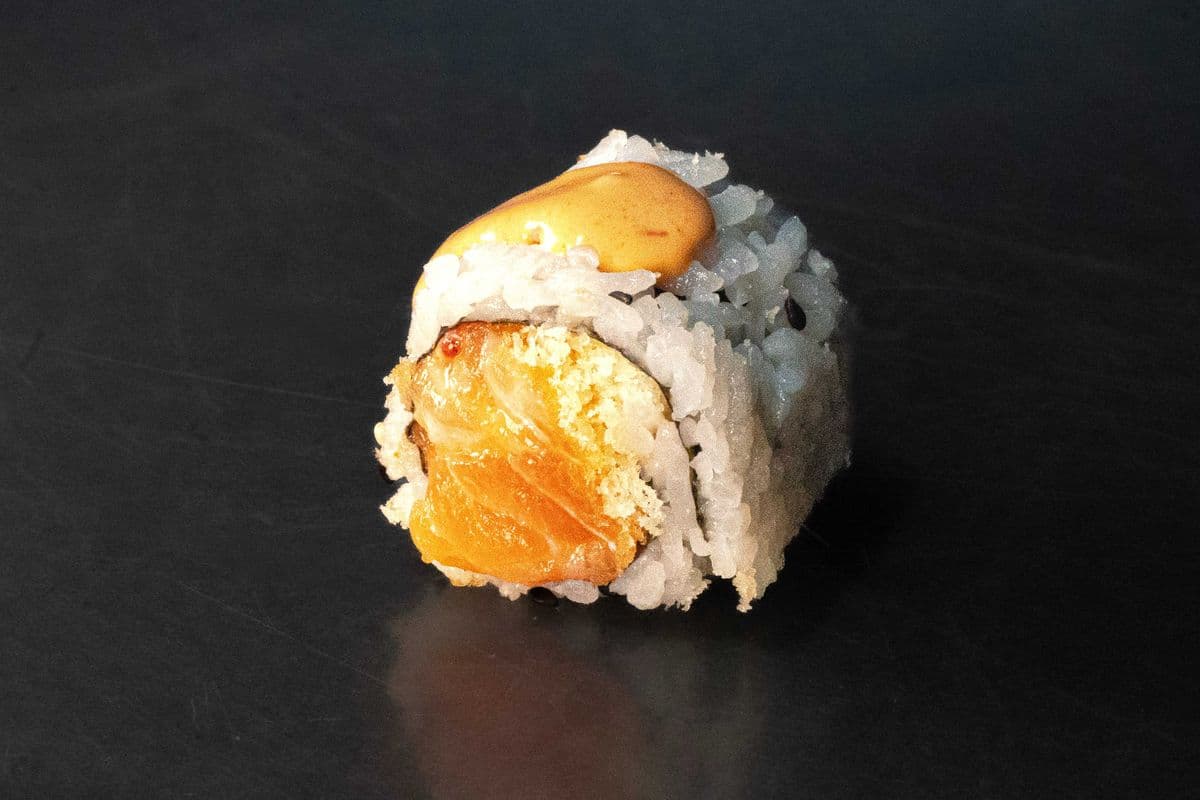 1131. Spicy Salmon Roll