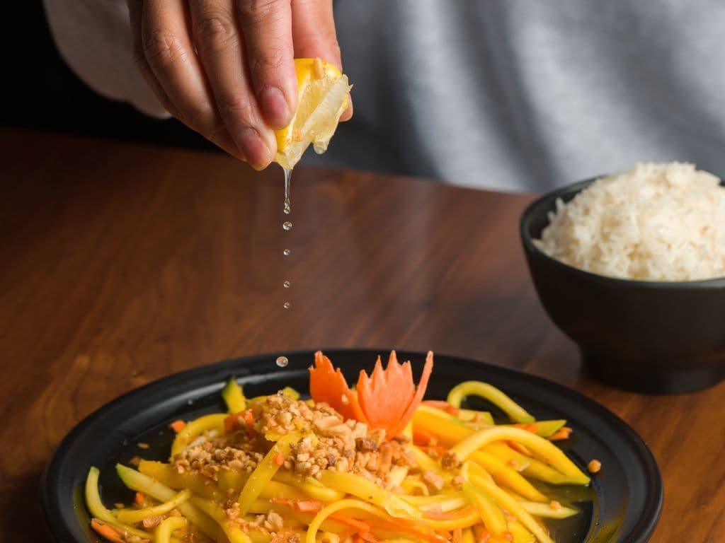 TUM SALAD