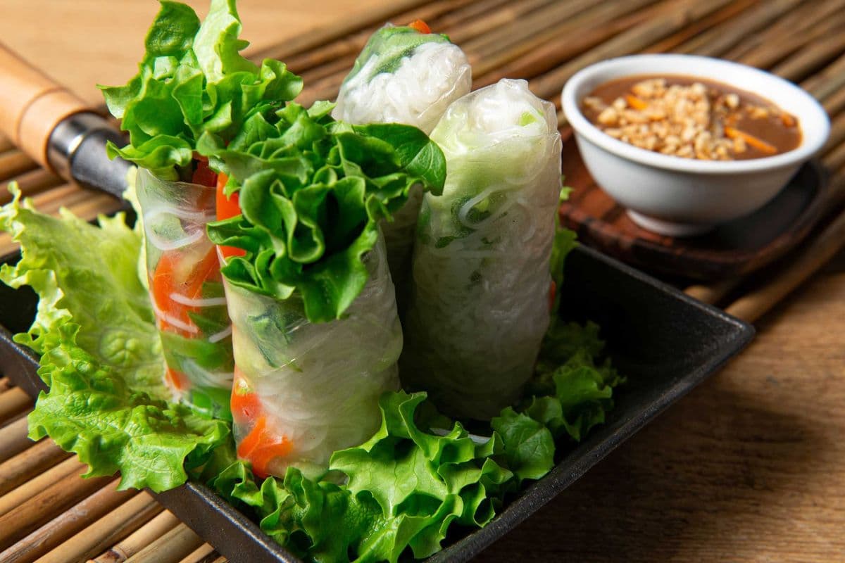 Fresh Veggie Rolls (2 Pcs)