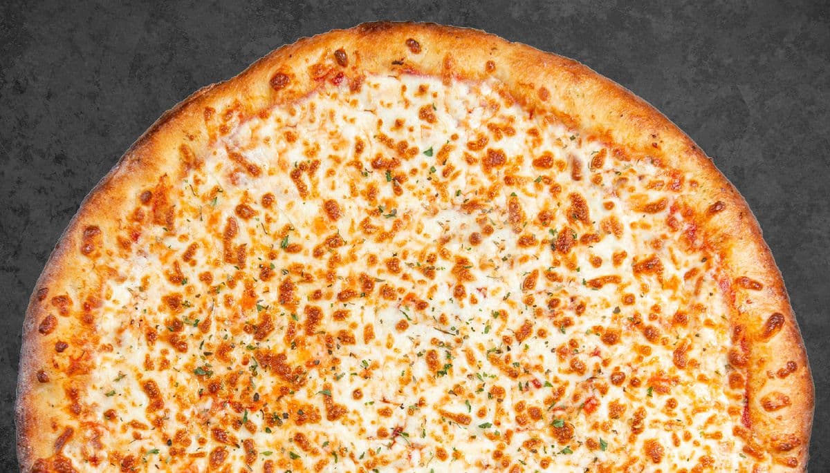 Cheese and herbs Pizza