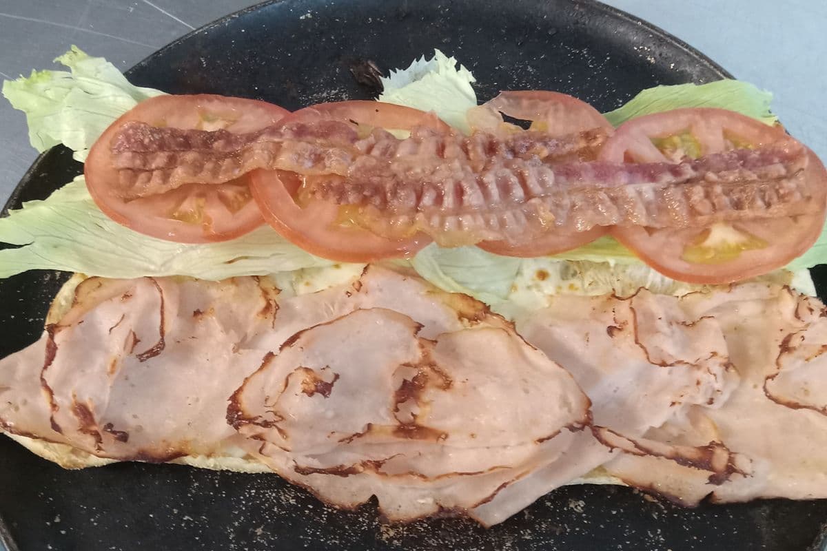 Turkey with Cheese on a Bun