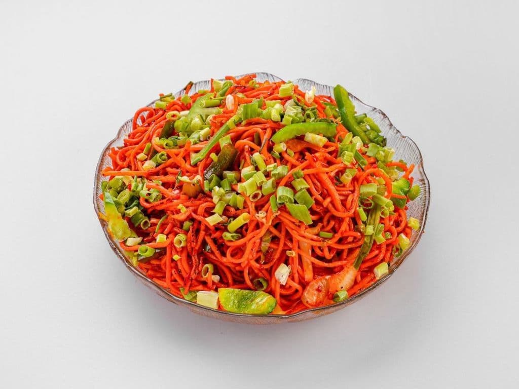 Schezwan Veg Noodles (spicy)
