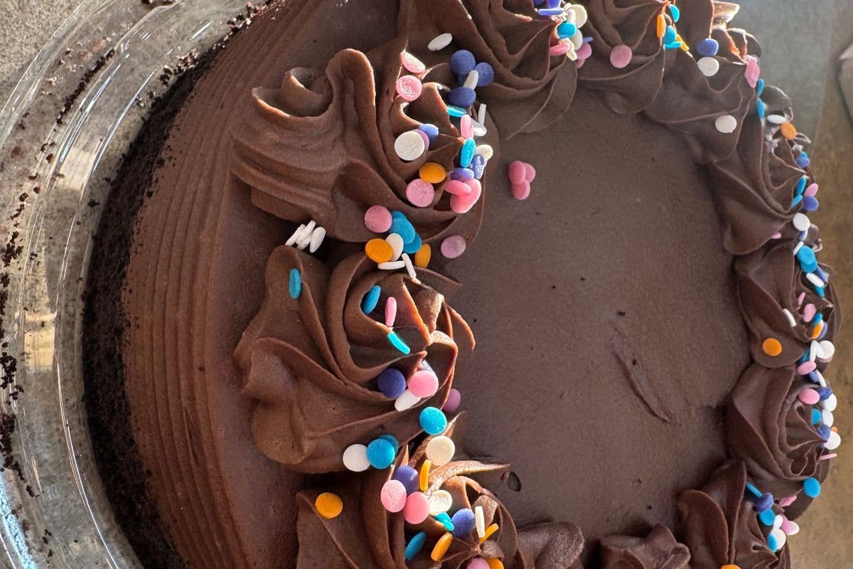 Chocolate Cake Whole 8''