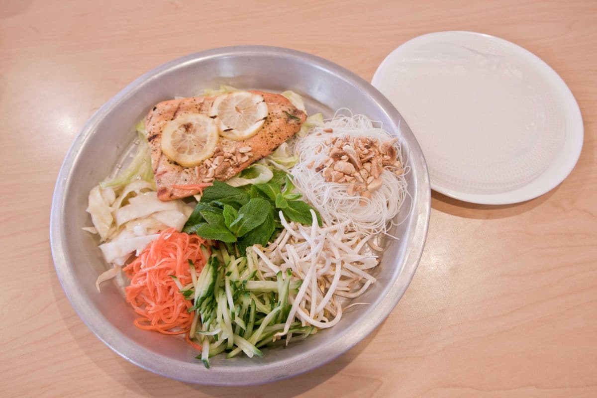 74- Grilled Salmon Fish With Veg and Rice Paper (Set)
