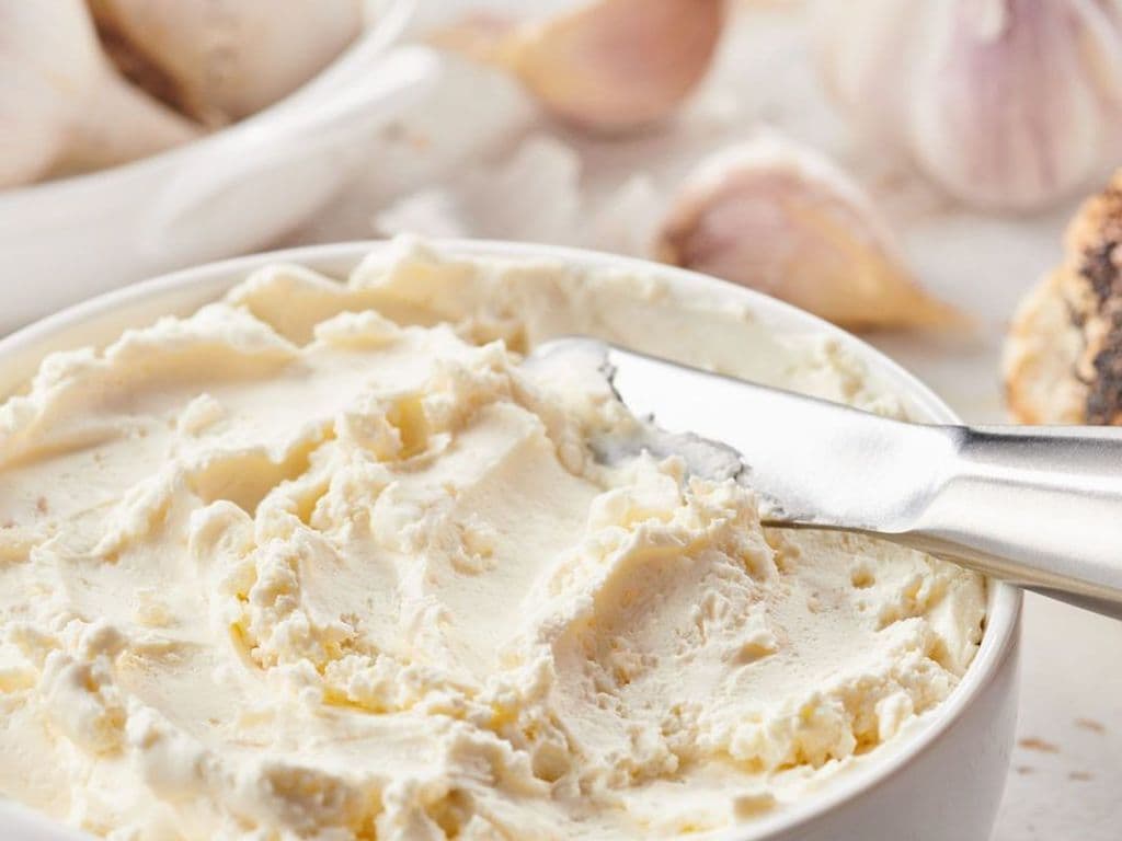 Fromage à la créme à l`ail