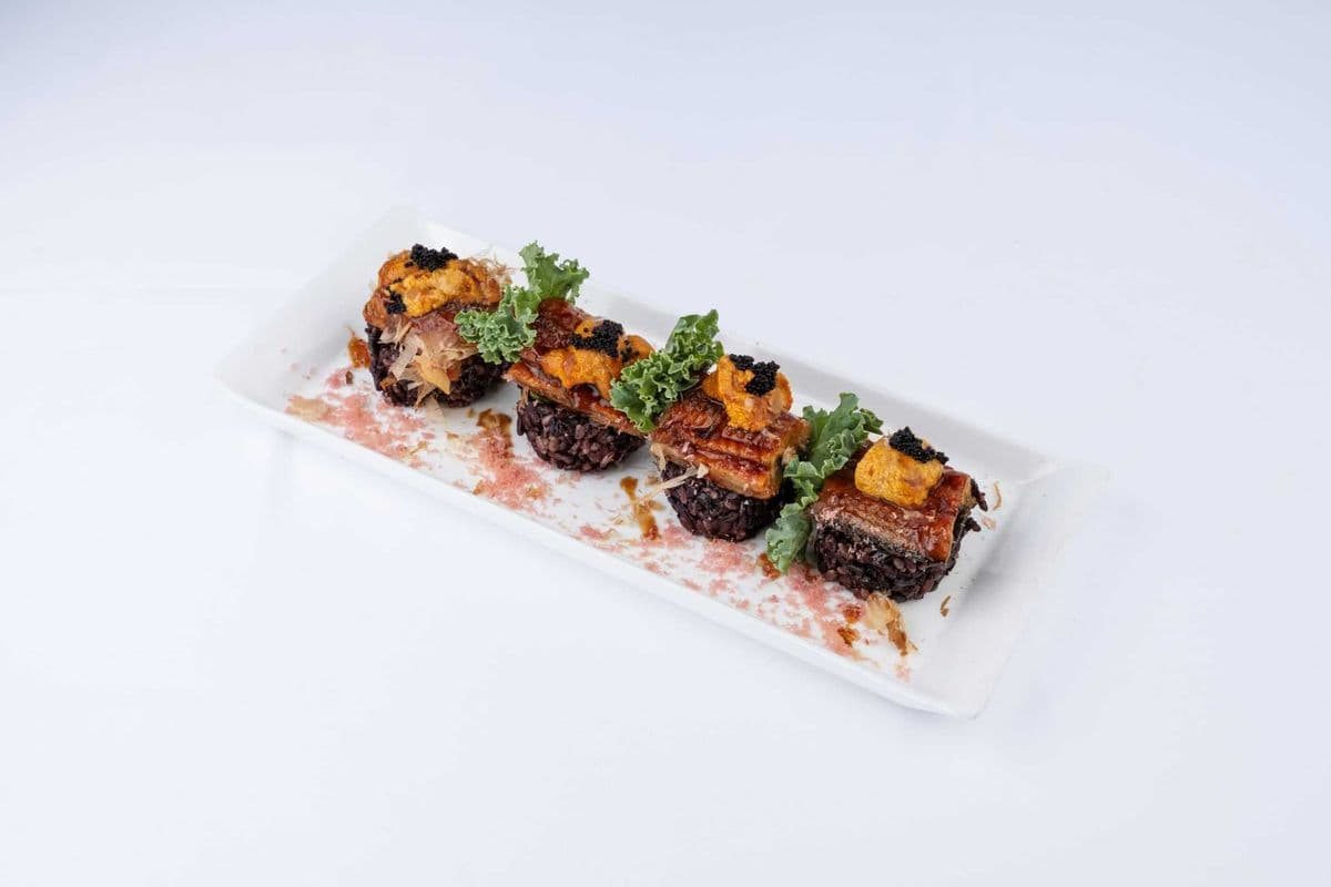 Sea Urchin Black Diamond Roll