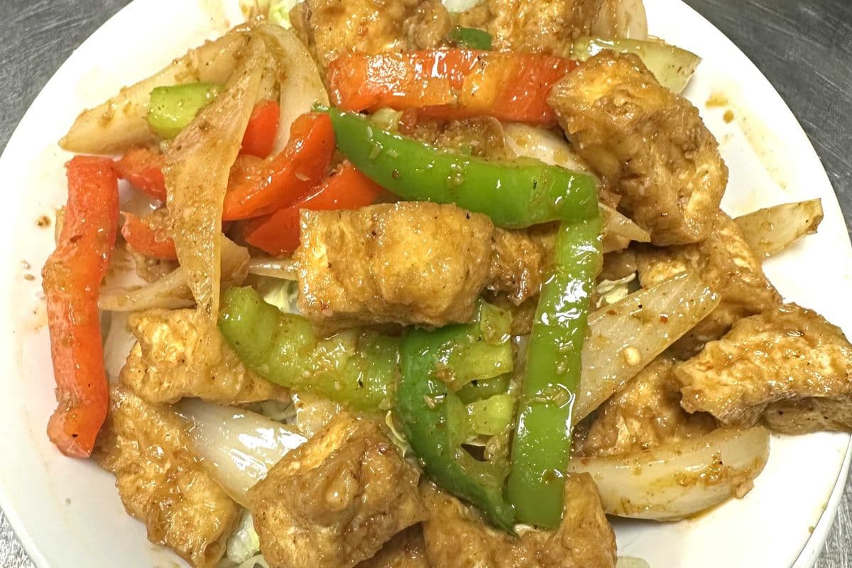 112. Lemongrass Tofu on Steamed Rice