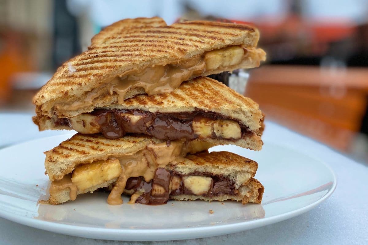 Nutella Banana Sandwich