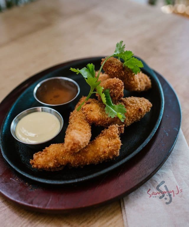 CHICKEN STRIPS
