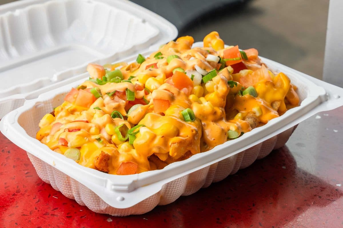 Supreme Fries (715 cals)