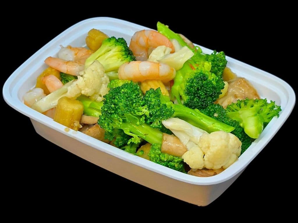 Shrimp & Mixed Greens
