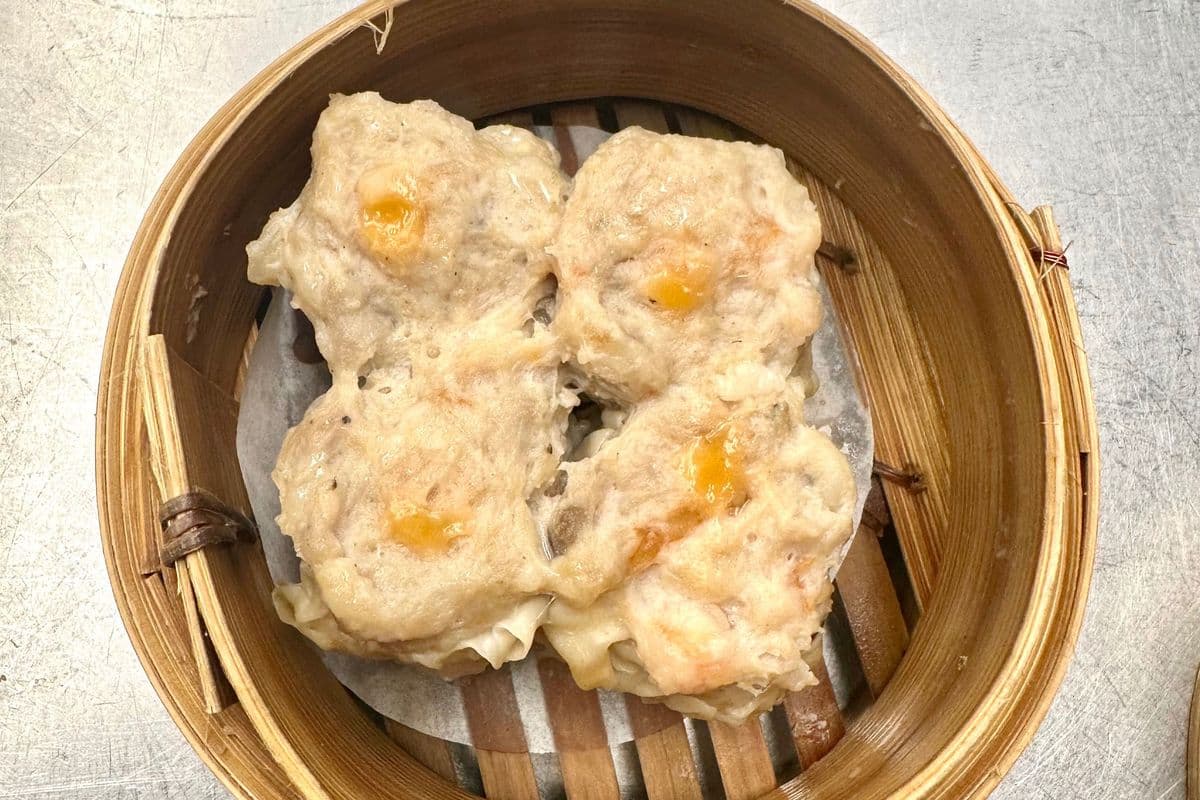 A10. Dumplings au porc / Pork Dumplings