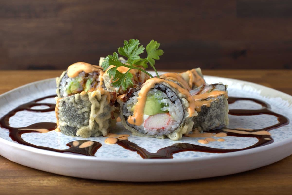 Rock ’n Salmon (8 Pcs)