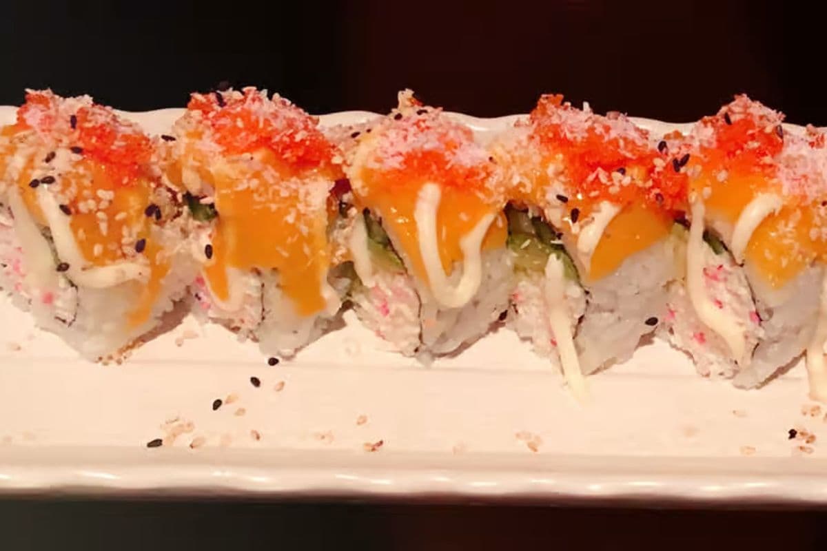 S16. Phoenix Roll (8 pcs)