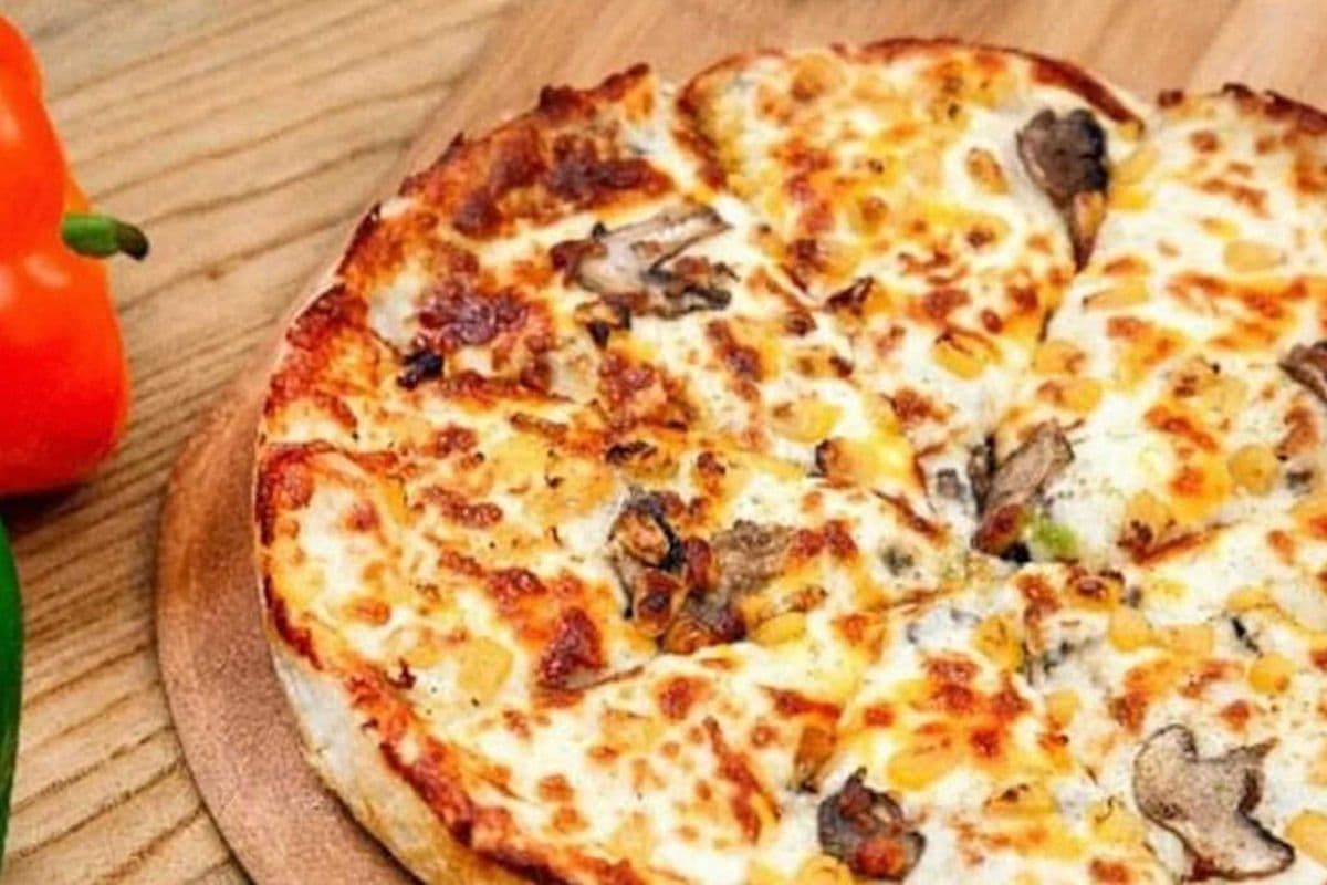 Cheese Pizza