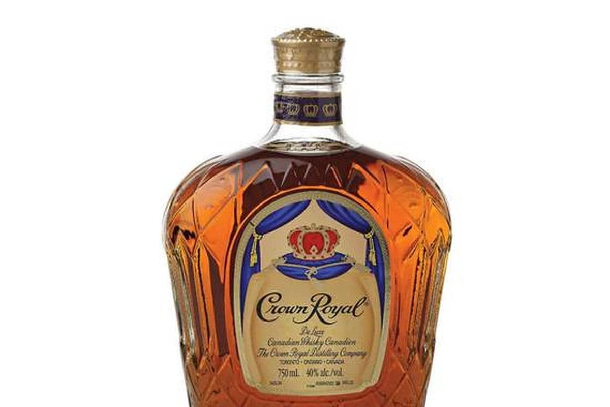 Crown Royal Whisky 1.14L (1 x 1.14L)