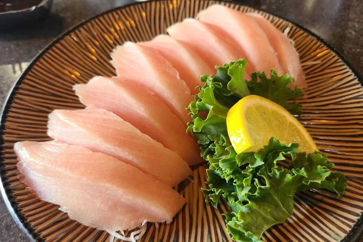 Toro Sashimi (8 pcs)