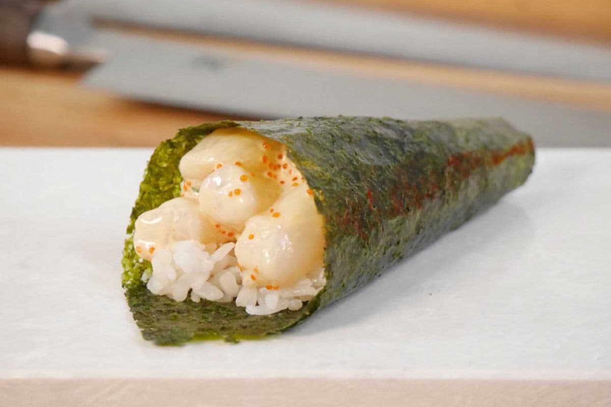 Spicy Scallop Hand Roll