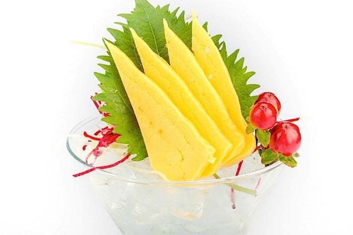 102a. Egg Cake Sashimi (Tamago) (4 pcs)