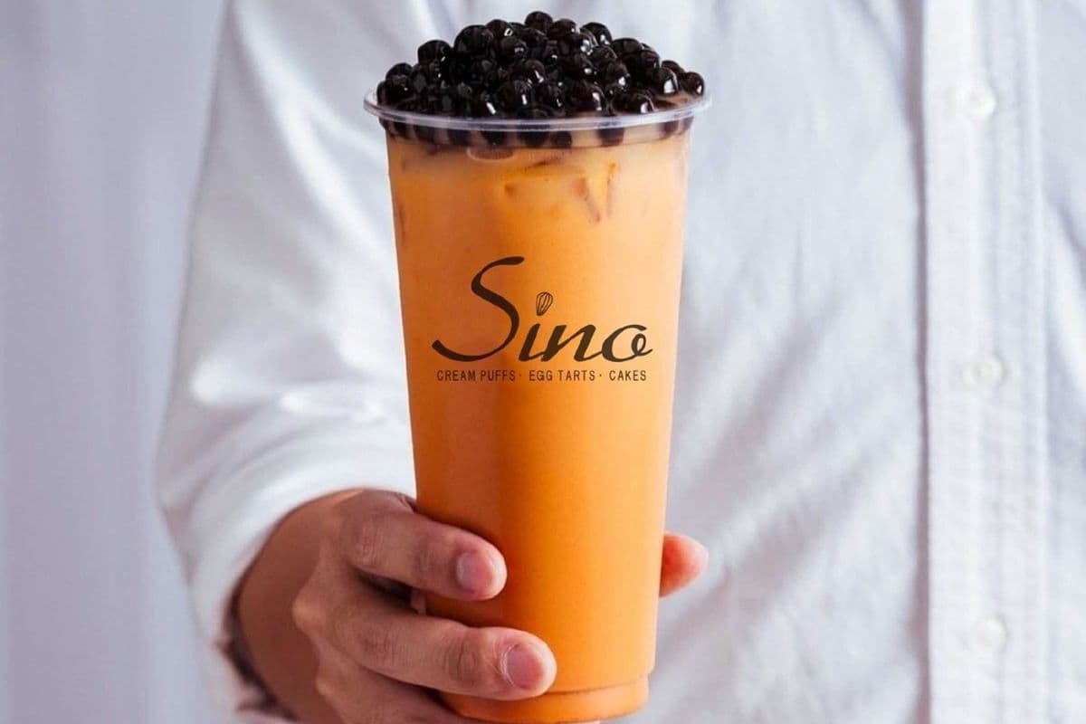 Iced Thai Bubble Tea (Tapioca Pearls) (20 oz)