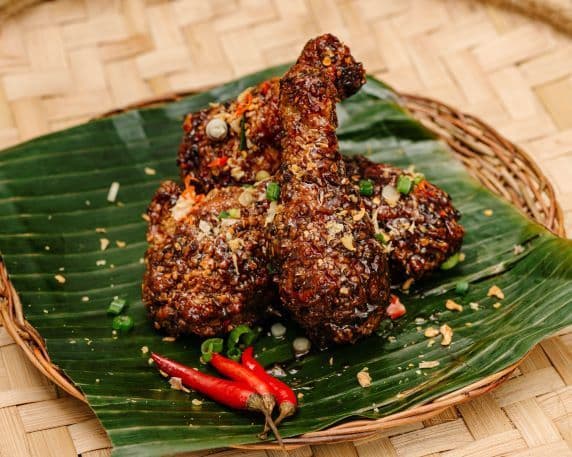 Dado's Crispy Spicy Chicken Wings (7 pcs)