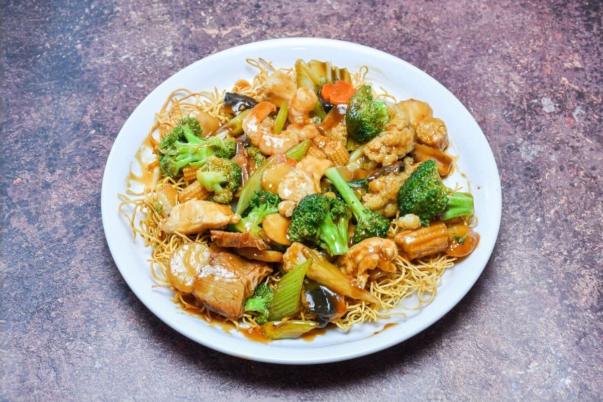 Cantonese Chow Mein