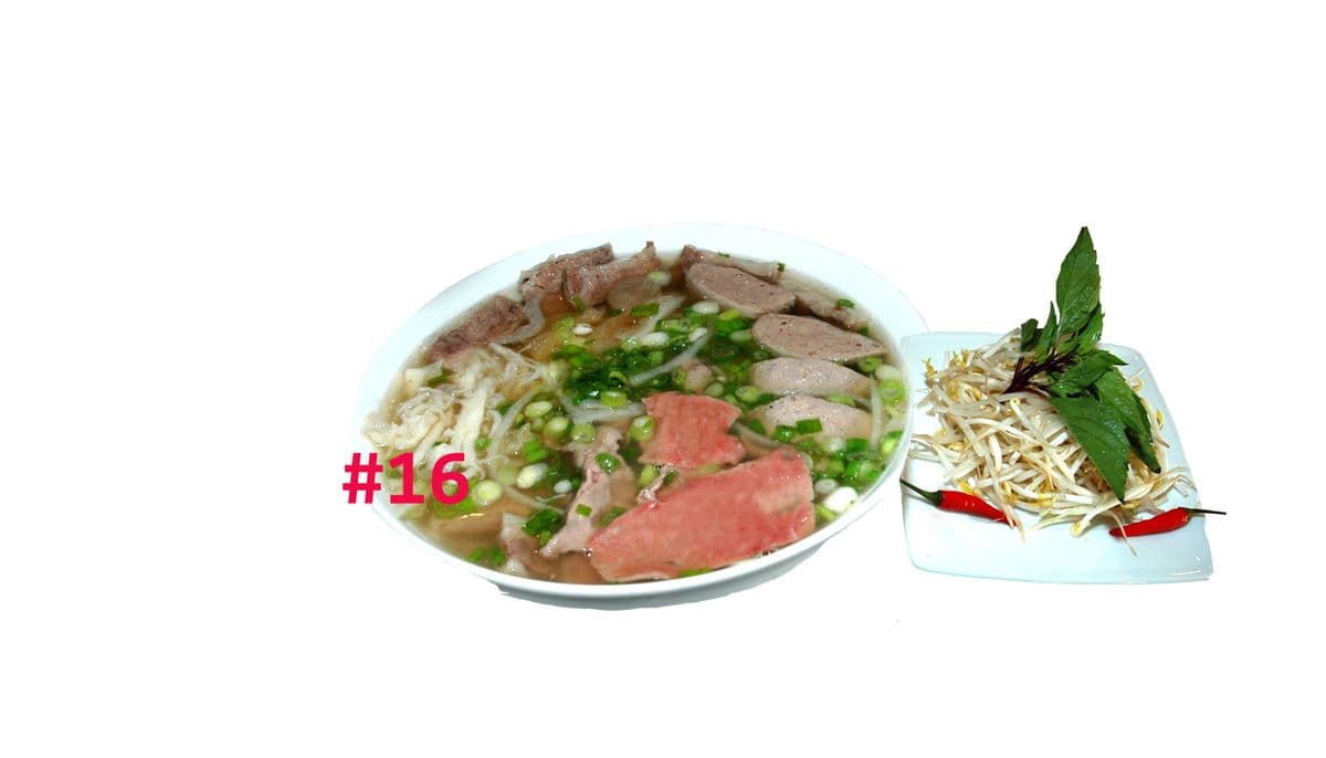 16. Hong An's Special Rare Beef Noodle Soup with Flank, Tripe & beef balls