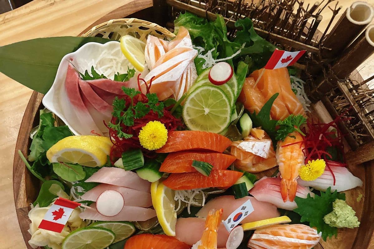 Mori Boat B (For 3 - 15 pcs Sashimi + 12 pcs Nigiri + 3 Rolls)