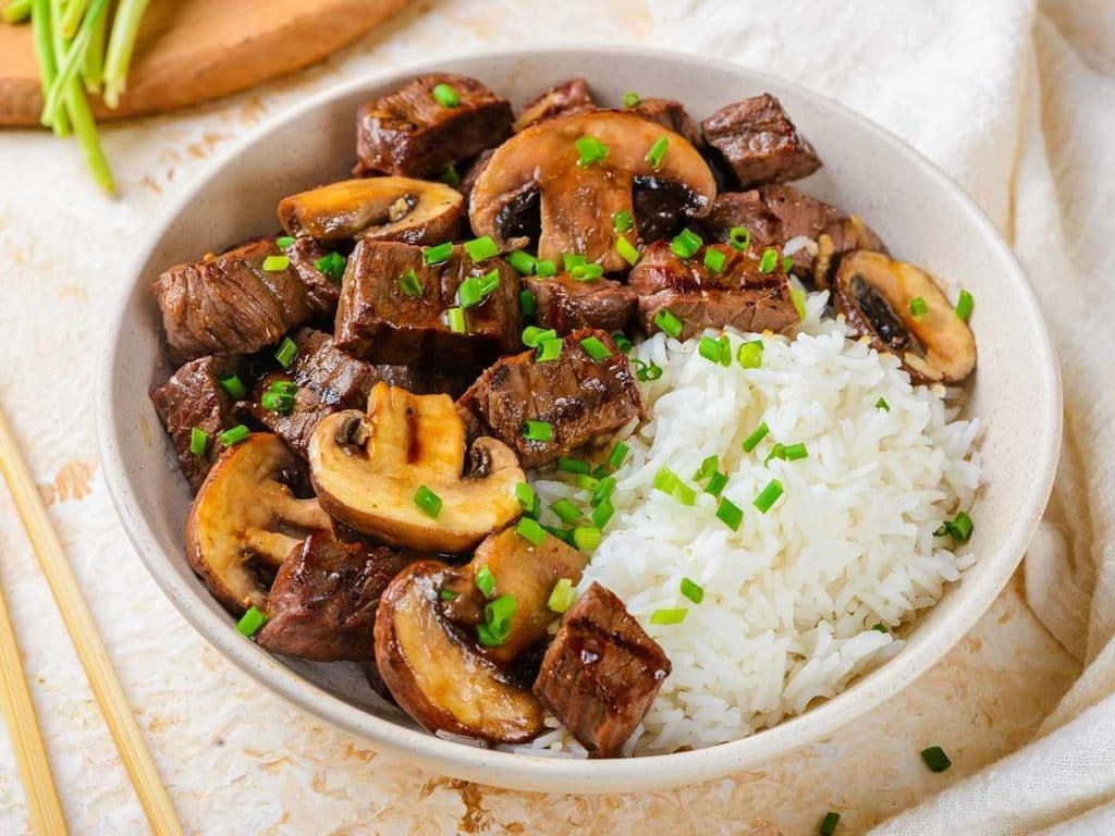 701.Teppan Beef/w garlic(Meal)