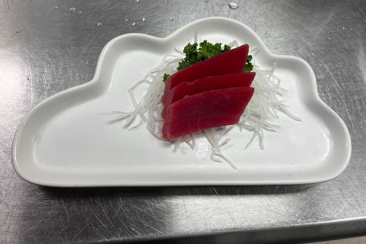 Tuna Sashimi (3 pcs)