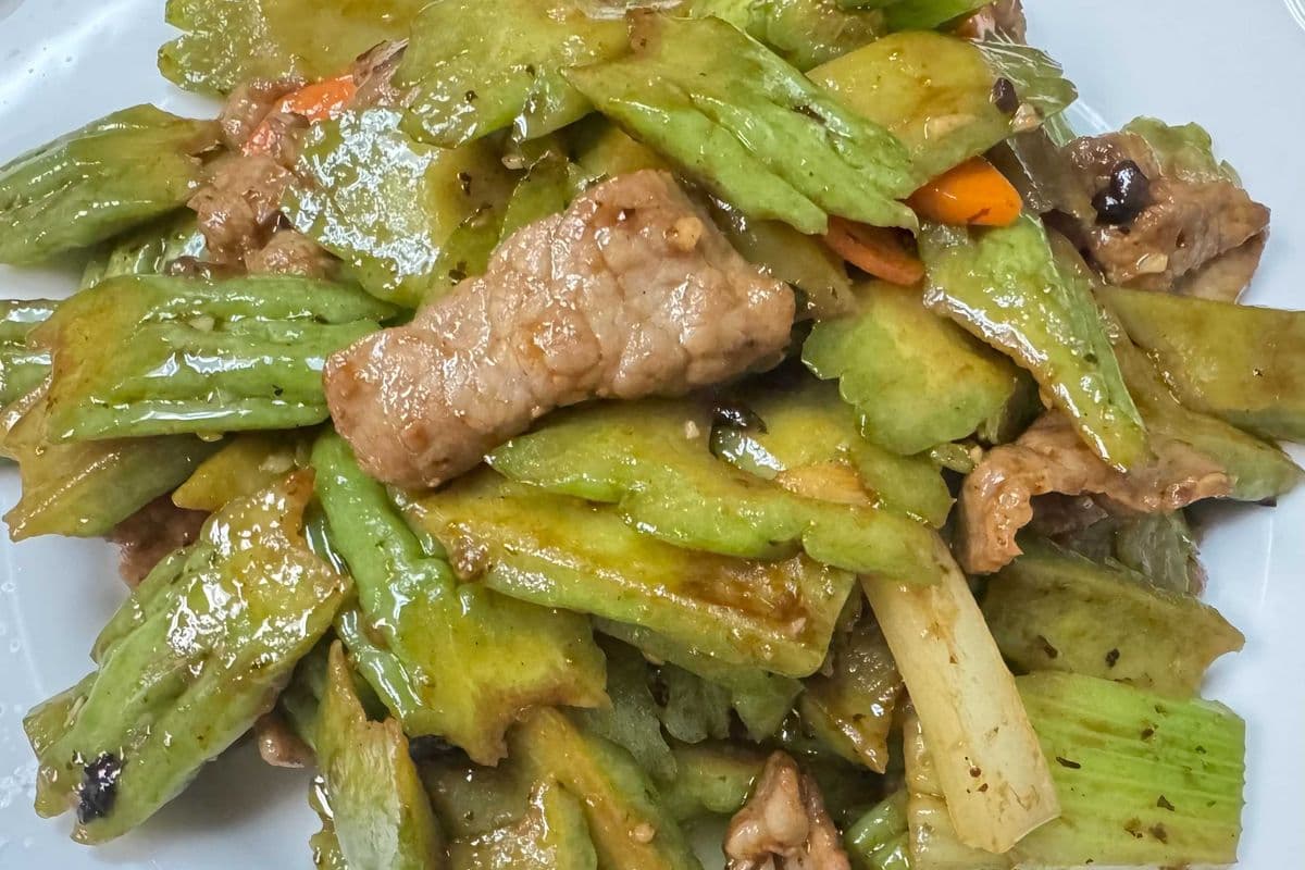 Beef with Bitter Melon 凉瓜牛肉