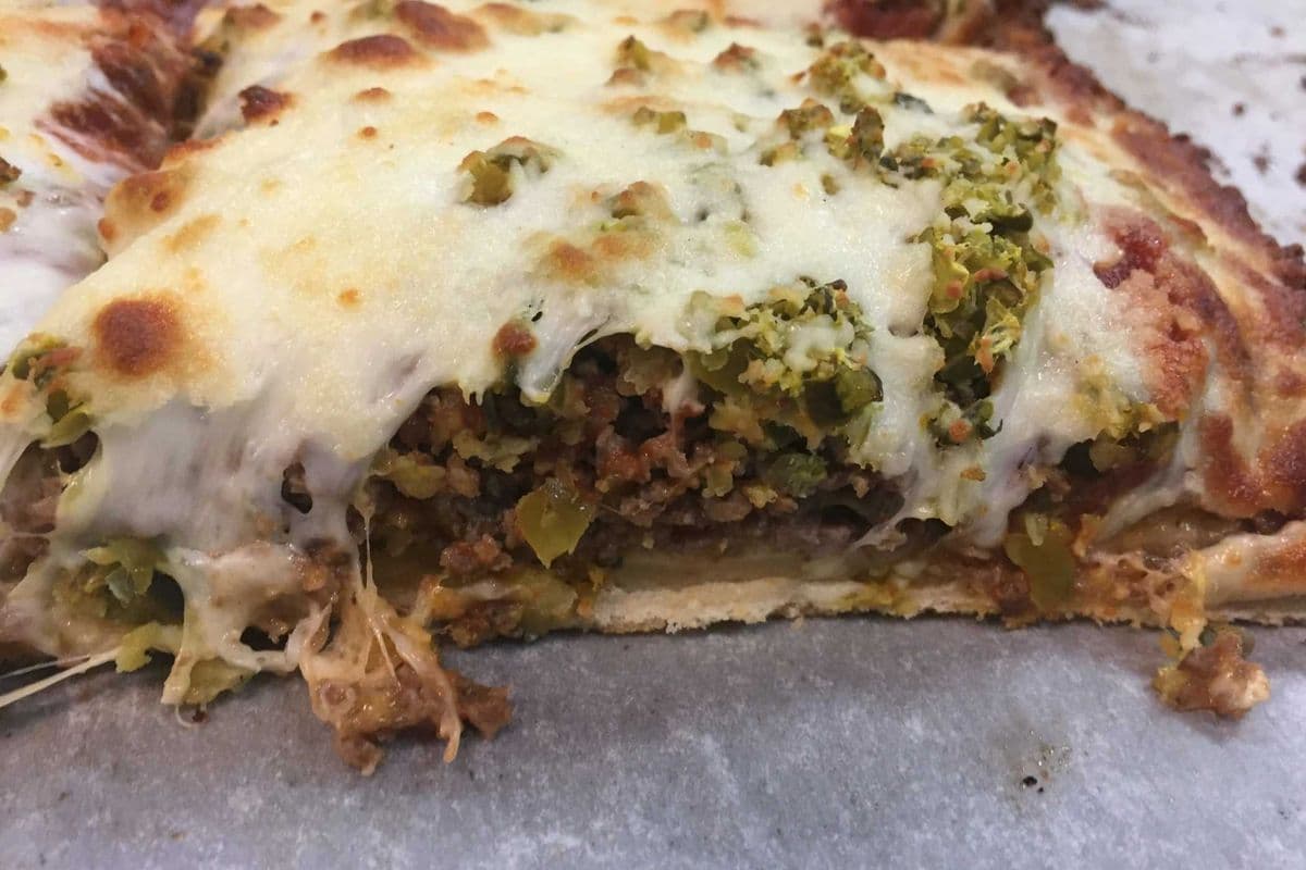 Cheeseburger Pizza (Medium)