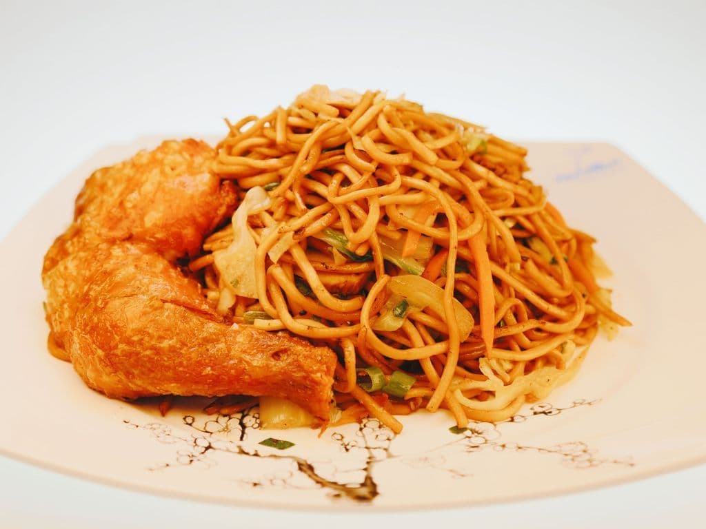 85.Special Chicken Chowmein