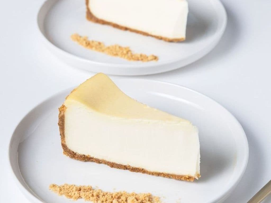 Cheesecake Factory Classic Cheesecake