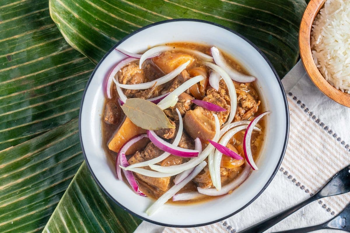 Pork Adobo (16 oz)