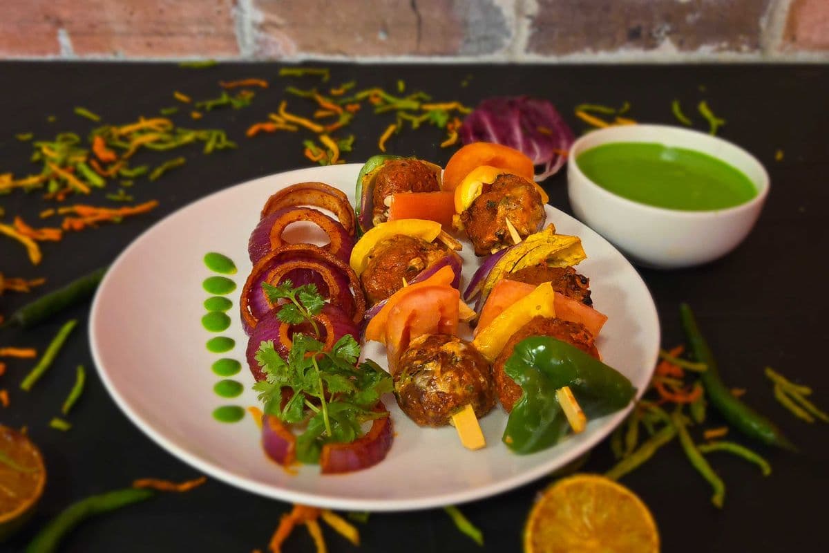 Tandoori Veg Momos *NEW*