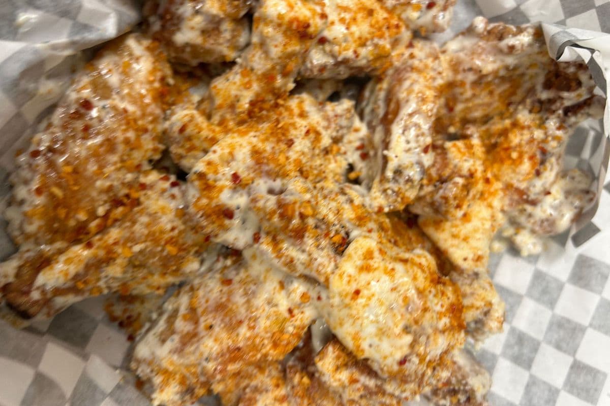 Creamy gar par wings (1Lbs)
