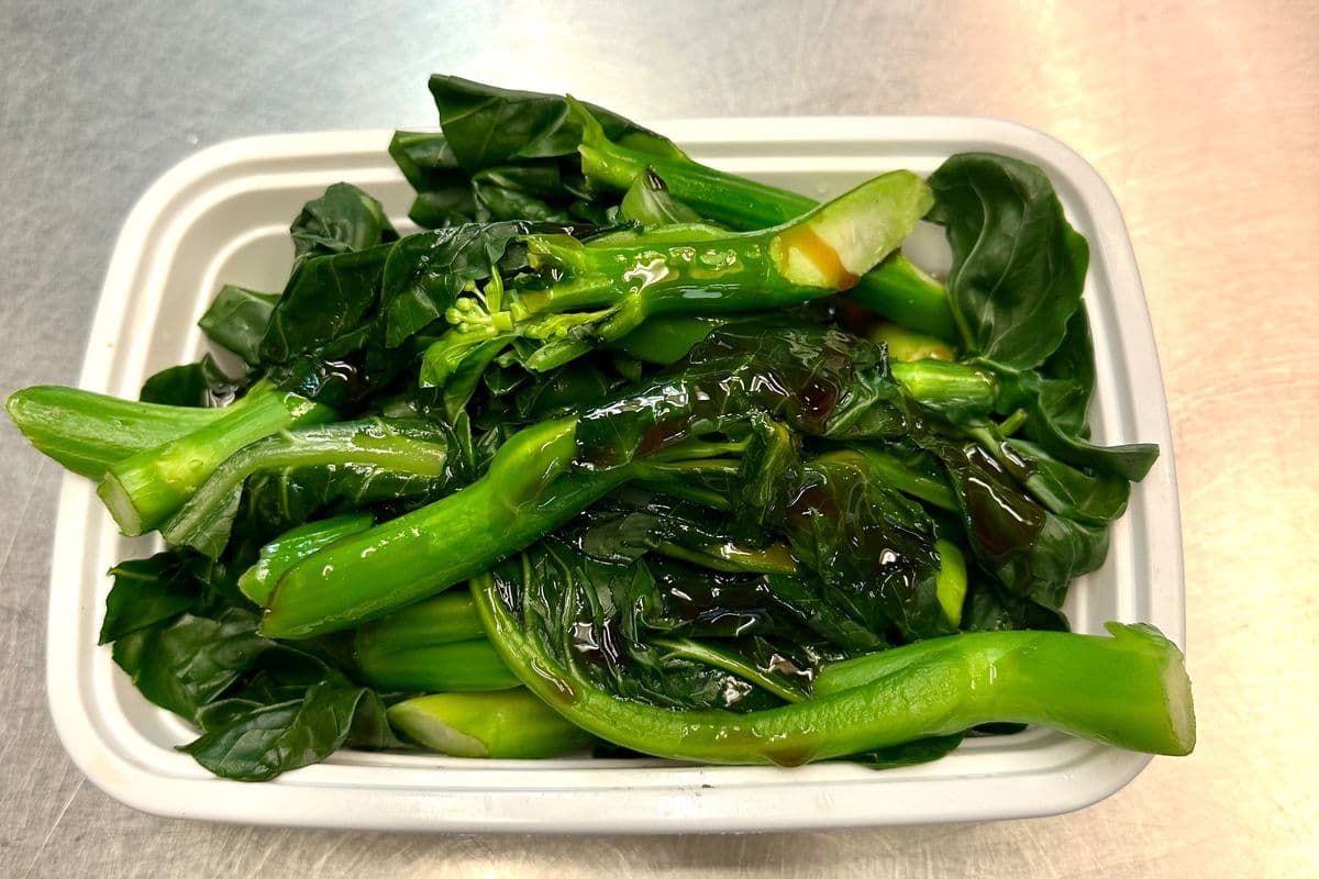 Brocoli chinois avec sauce aux huîtres / Chinese Broccoli with Oyster Sauce