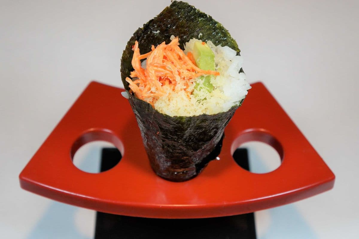 127. Spicy Crab Hand Roll (1 pc)