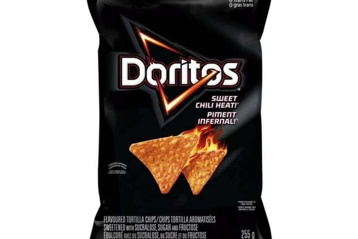Doritos Sweet Chili Heat Tortilla Chips (235 g)