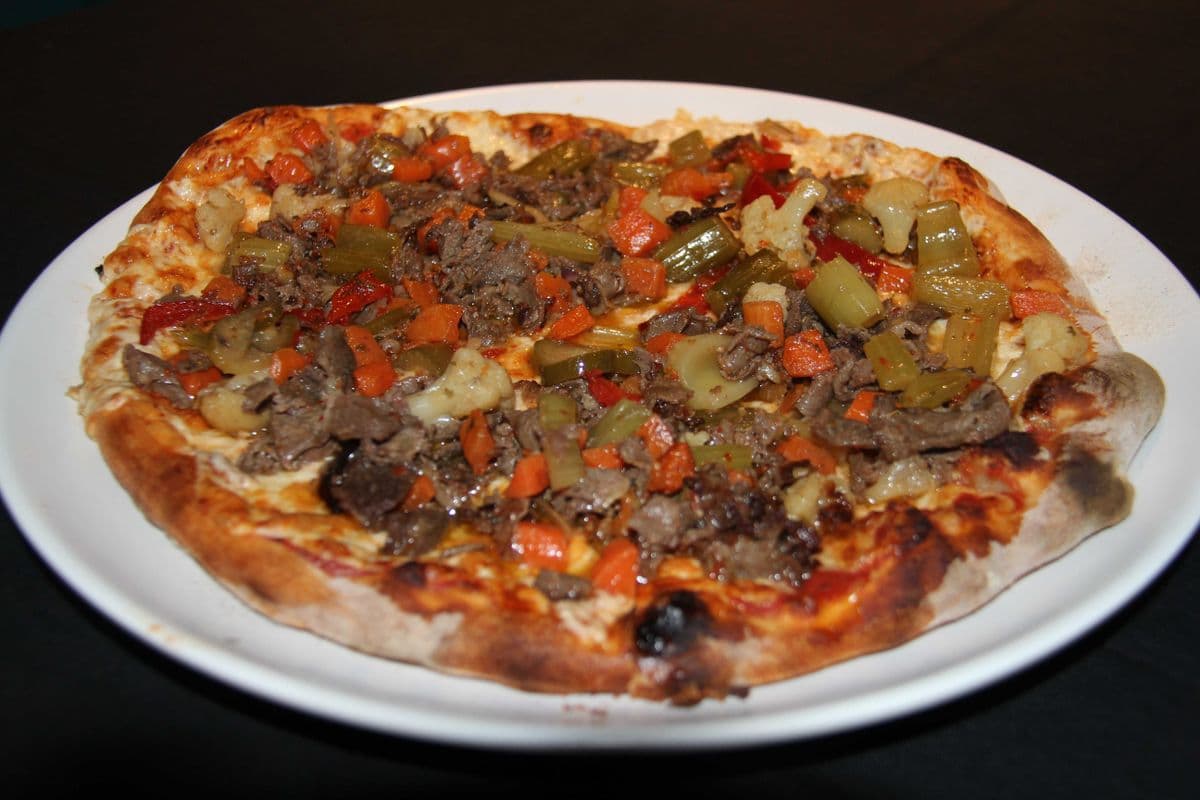 Pizza Steak Jardiniére / Steak Garden Pizza