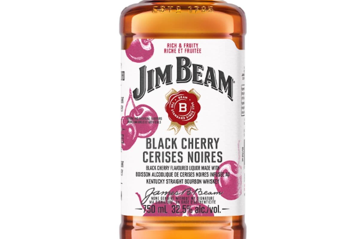 JIM BEAM BLACK CHERRY (32.5%) 750ML (1 x 750ML)
