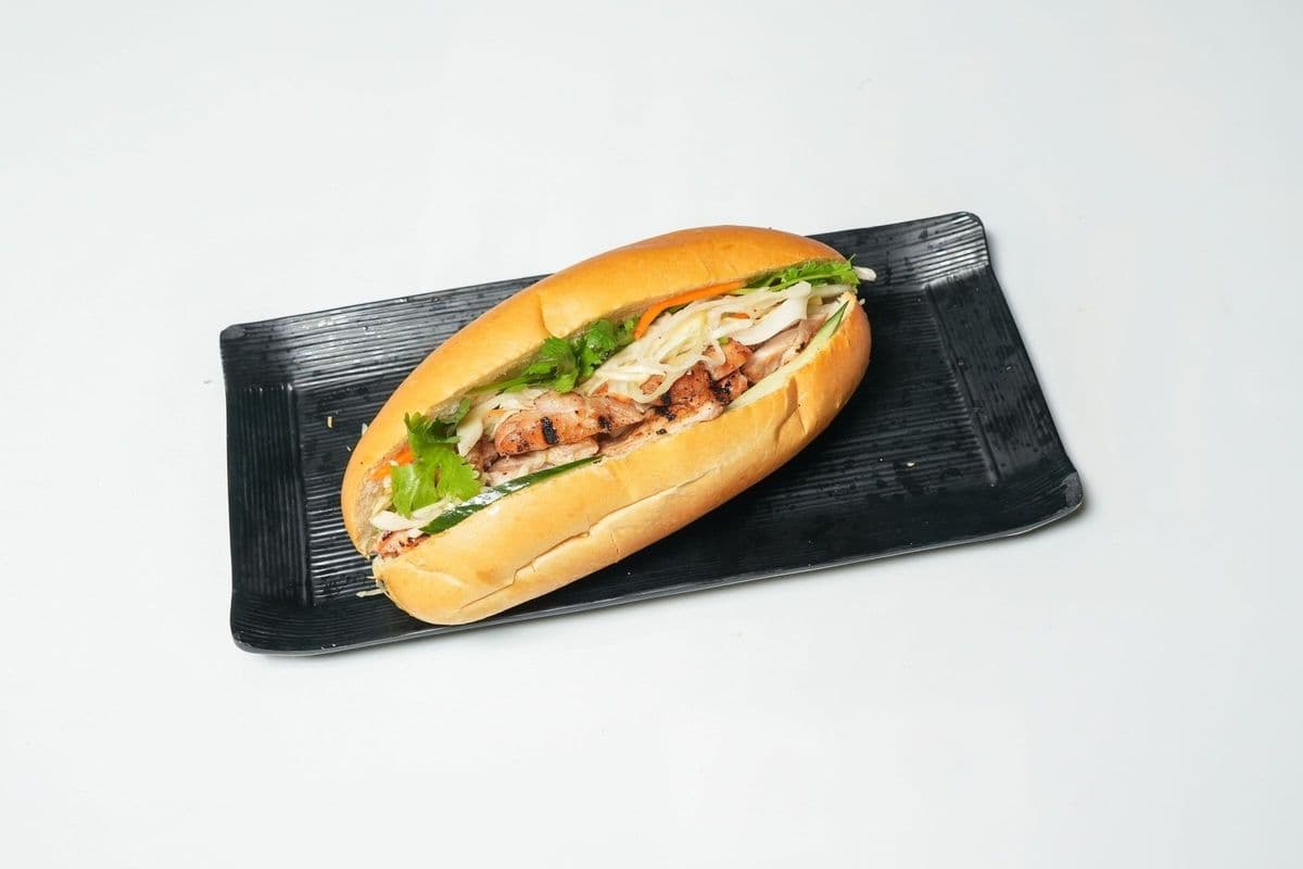 B01. [NEW] Grilled Meat Bánh Mi